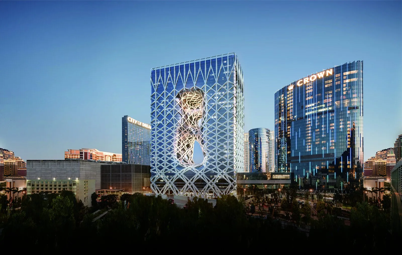Mặt ngoài khách sạn Morpheus với kết cấu lưới của Zaha Hadid, City of Dreams Macau