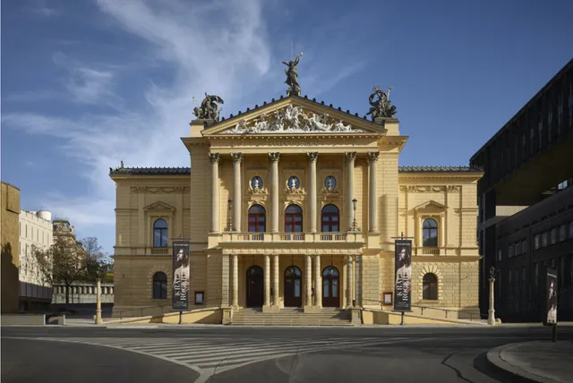 Nhà hát Opera Quốc gia Praha, Cộng hòa Séc