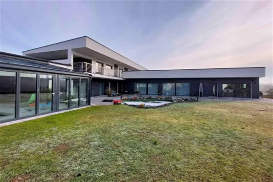 Dinh thự hiện đại Vysočina Residence giữa thiên nhiên Cộng hòa Séc